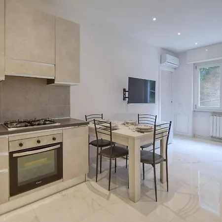 1 Bedroom Beautiful In Apartamento