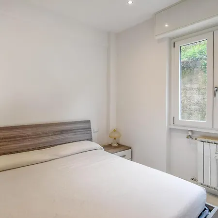 1 Bedroom Cozy In Rapallo